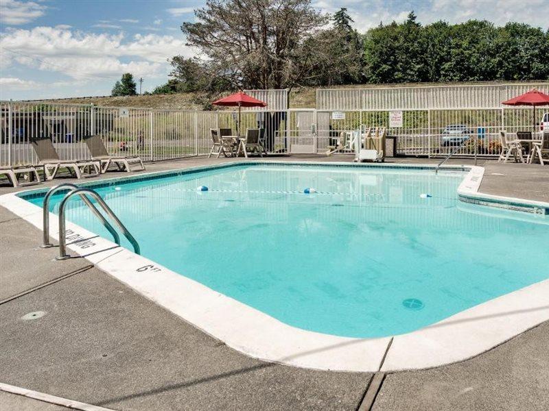 Motel 6-Kelso, Wa - Mt. St. Helens מראה חיצוני תמונה