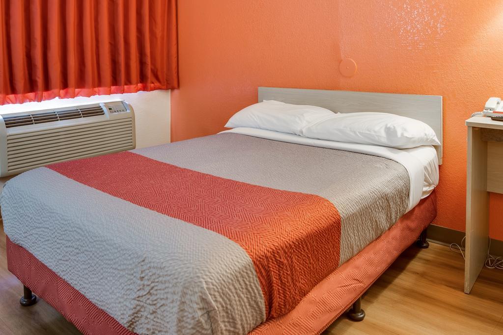 Motel 6-Kelso, Wa - Mt. St. Helens מראה חיצוני תמונה