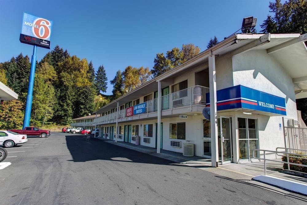 Motel 6-Kelso, Wa - Mt. St. Helens מראה חיצוני תמונה