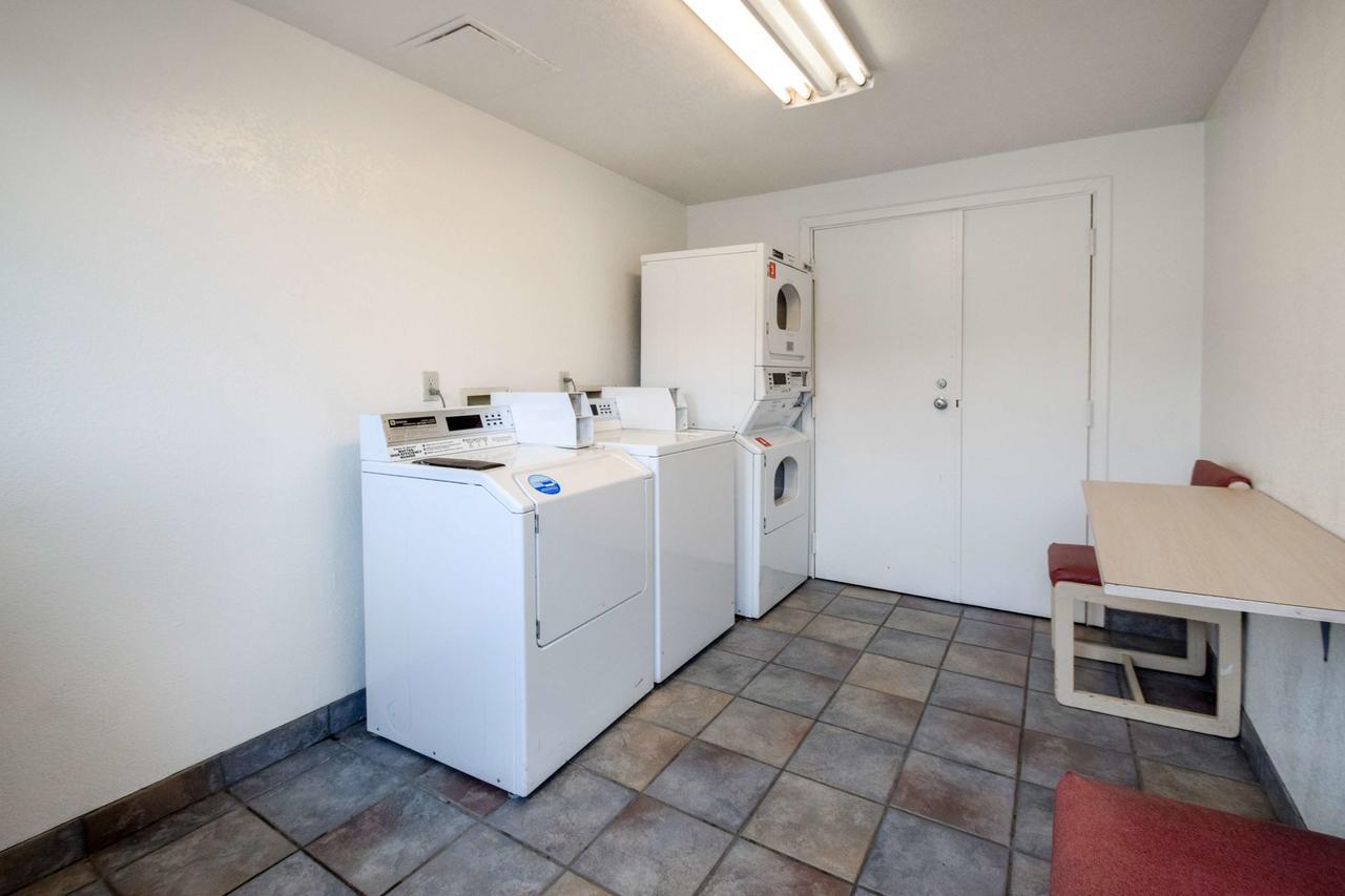 Motel 6-Kelso, Wa - Mt. St. Helens מראה חיצוני תמונה