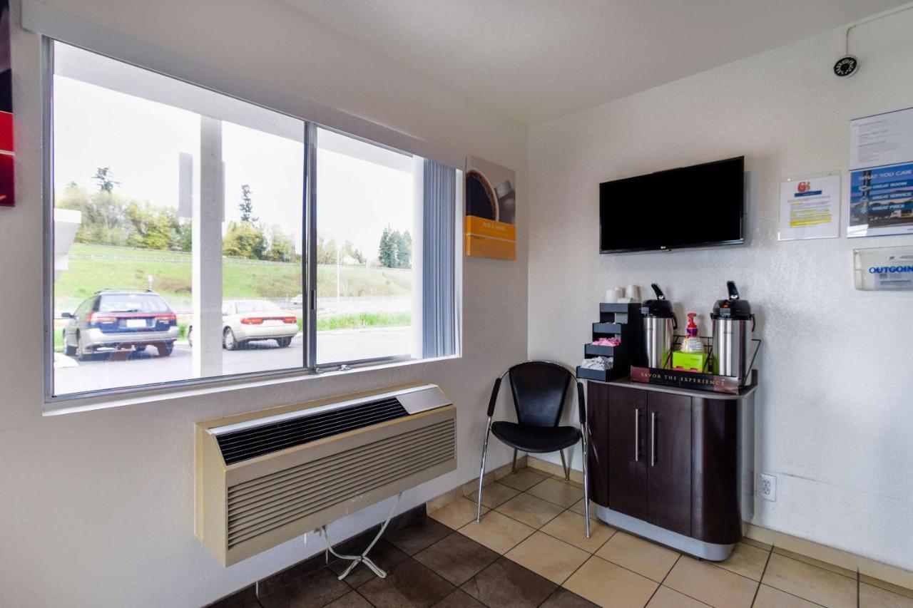 Motel 6-Kelso, Wa - Mt. St. Helens מראה חיצוני תמונה